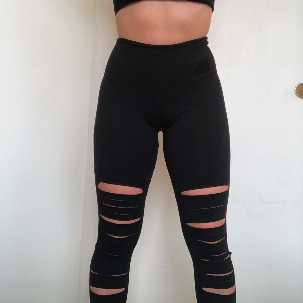 Black leggings with slits